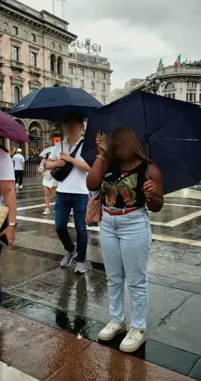 Carla, 23