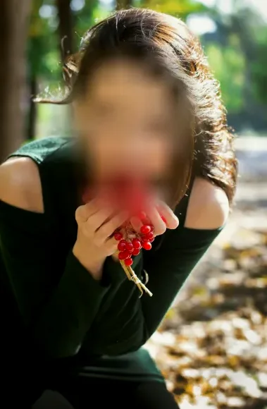 Hannah, 39