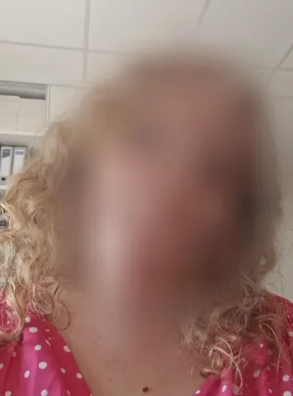Nicole, 29