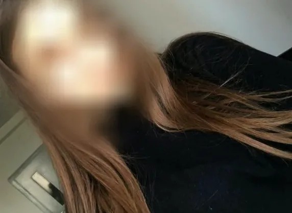 Romy, 24