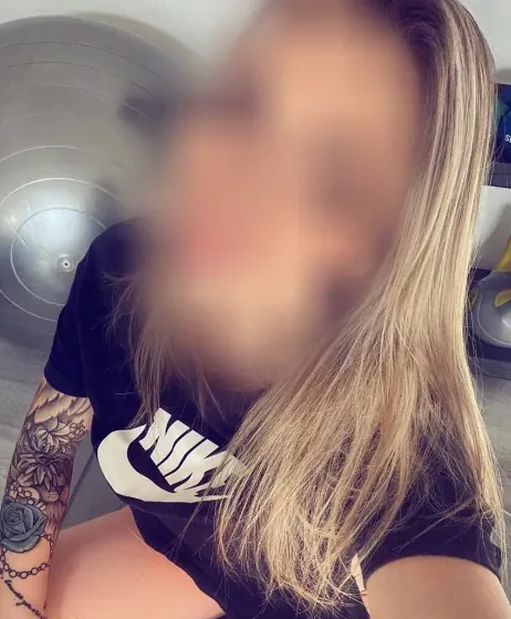 Sabrina, 21