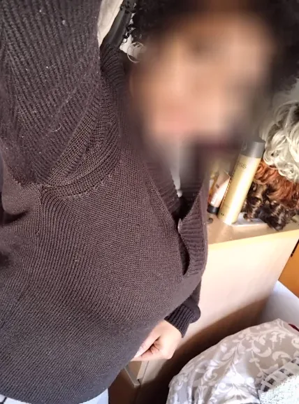 Sina, 39