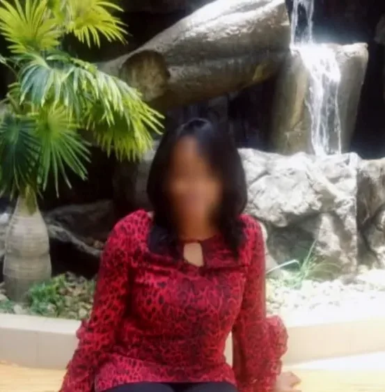 Yasmin, 30